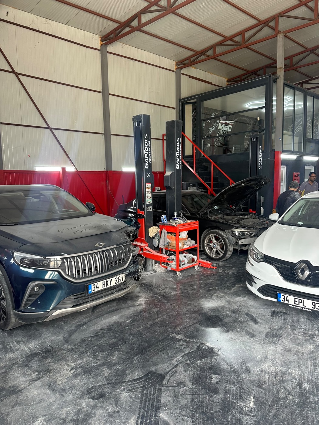Atölye ve lift alanı
